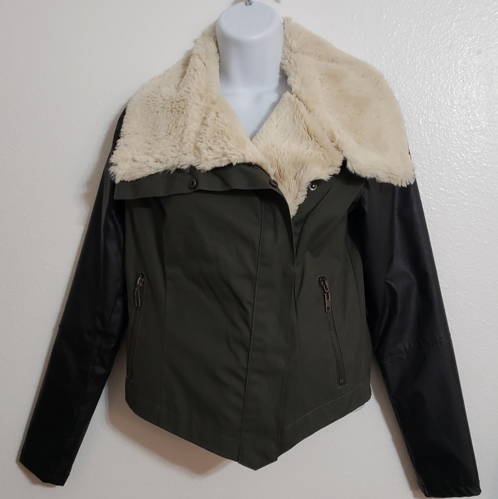 Roxy light jacket